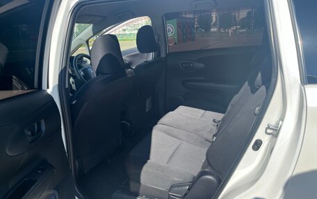 Toyota Wish II, 2014 год, 870 000 рублей, 28 фотография