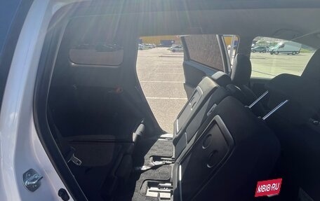 Toyota Wish II, 2014 год, 870 000 рублей, 29 фотография