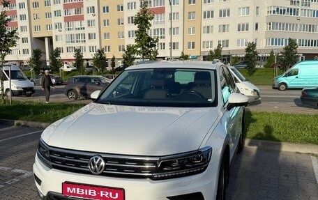 Volkswagen Tiguan II, 2017 год, 2 400 000 рублей, 1 фотография