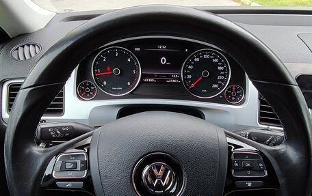 Volkswagen Touareg III, 2012 год, 2 500 000 рублей, 27 фотография