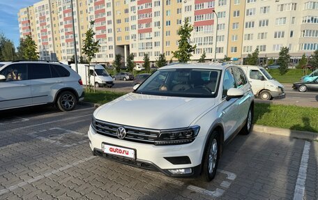 Volkswagen Tiguan II, 2017 год, 2 400 000 рублей, 2 фотография