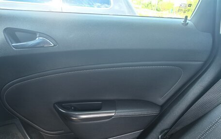 Opel Astra J, 2011 год, 400 000 рублей, 8 фотография