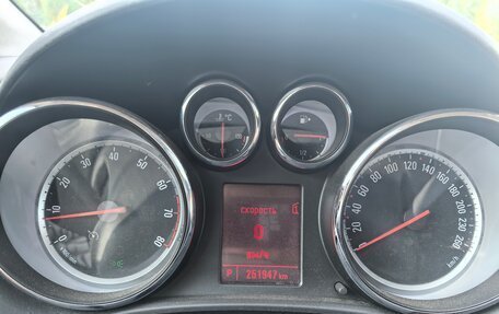 Opel Astra J, 2011 год, 400 000 рублей, 2 фотография