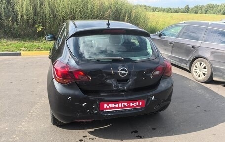 Opel Astra J, 2011 год, 400 000 рублей, 11 фотография