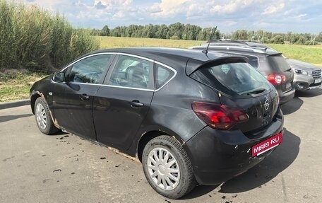 Opel Astra J, 2011 год, 400 000 рублей, 16 фотография