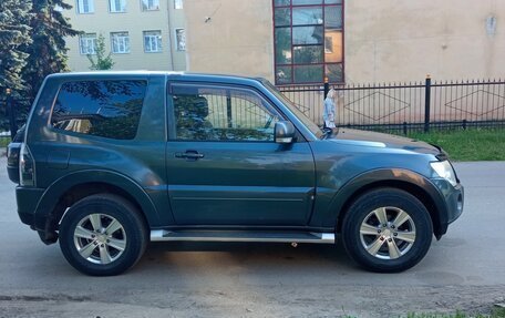Mitsubishi Pajero IV, 2007 год, 1 299 000 рублей, 7 фотография