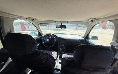 Volkswagen Golf IV, 2003 год, 350 000 рублей, 18 фотография