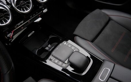 Mercedes-Benz CLA, 2021 год, 3 080 000 рублей, 11 фотография
