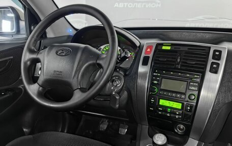 Hyundai Tucson III, 2008 год, 800 000 рублей, 13 фотография