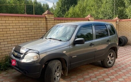 Chevrolet Niva I рестайлинг, 2016 год, 670 000 рублей, 1 фотография