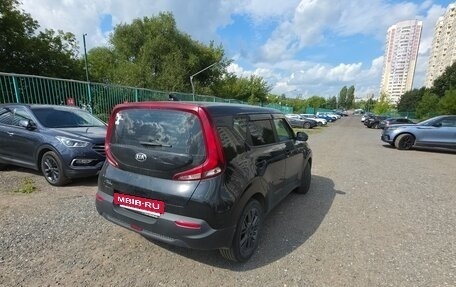 KIA Soul II рестайлинг, 2019 год, 2 300 000 рублей, 4 фотография