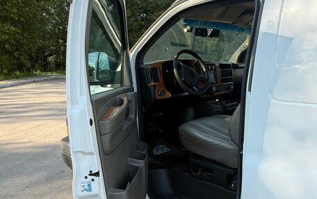 GMC Savana I, 2012 год, 1 900 000 рублей, 11 фотография