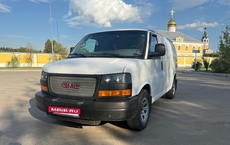 GMC Savana I, 2012 год, 1 900 000 рублей, 2 фотография