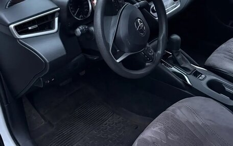 Toyota Corolla, 2022 год, 1 999 999 рублей, 6 фотография