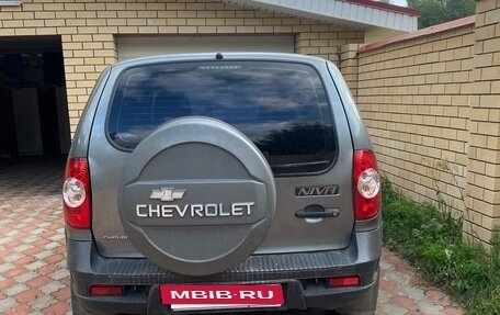 Chevrolet Niva I рестайлинг, 2016 год, 670 000 рублей, 4 фотография