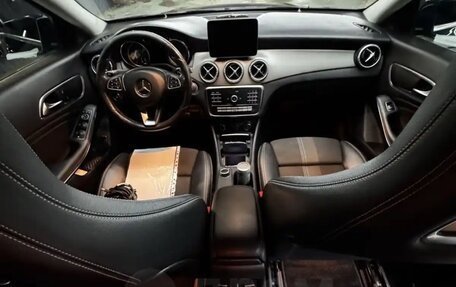 Mercedes-Benz CLA, 2018 год, 1 630 000 рублей, 39 фотография