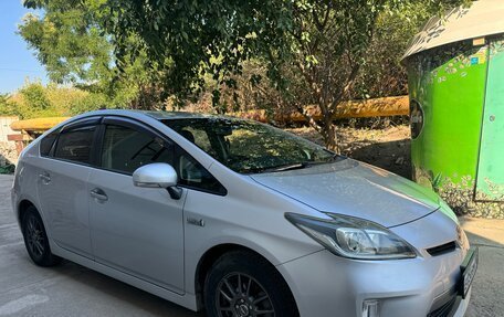 Toyota Prius, 2013 год, 1 600 000 рублей, 1 фотография