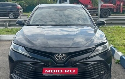 Toyota Camry, 2019 год, 1 600 000 рублей, 1 фотография