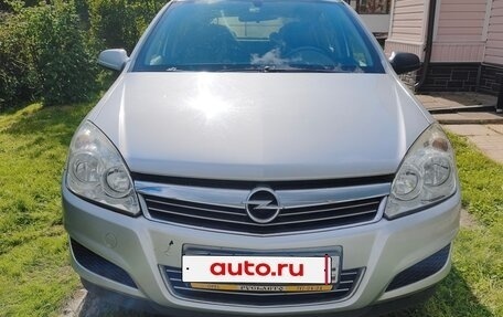 Opel Astra H, 2008 год, 650 000 рублей, 1 фотография