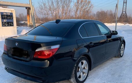 BMW 5 серия, 2005 год, 900 000 рублей, 2 фотография