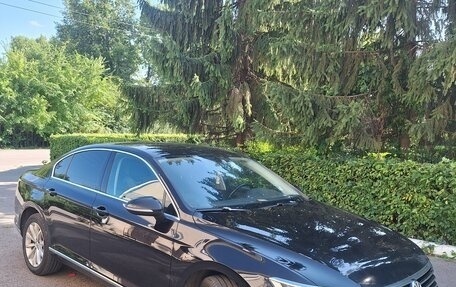 Volkswagen Passat B8 рестайлинг, 2018 год, 2 290 000 рублей, 2 фотография