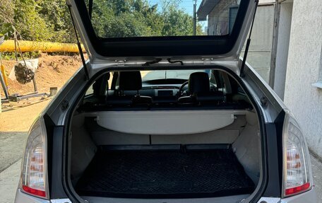 Toyota Prius, 2013 год, 1 600 000 рублей, 4 фотография