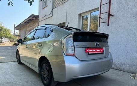 Toyota Prius, 2013 год, 1 600 000 рублей, 5 фотография