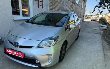 Toyota Prius, 2013 год, 1 600 000 рублей, 3 фотография