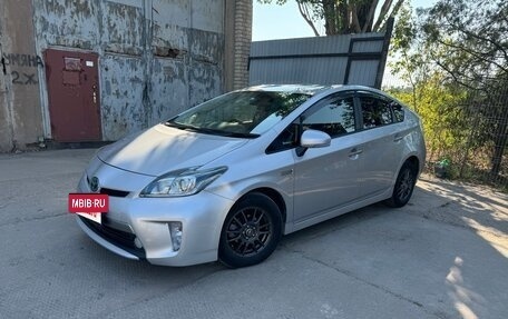 Toyota Prius, 2013 год, 1 600 000 рублей, 17 фотография