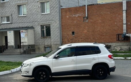Volkswagen Tiguan I, 2009 год, 1 100 000 рублей, 2 фотография