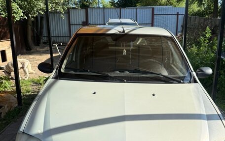 Renault Logan I, 2005 год, 208 000 рублей, 8 фотография
