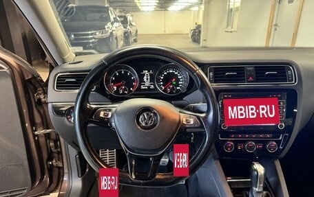 Volkswagen Jetta VI, 2015 год, 1 000 100 рублей, 2 фотография