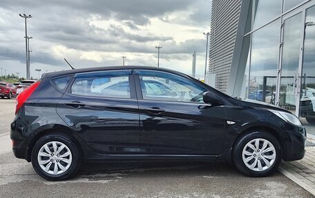 Hyundai Solaris II рестайлинг, 2011 год, 680 000 рублей, 5 фотография