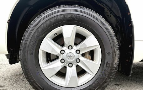 Toyota Land Cruiser Prado 150 рестайлинг 2, 2022 год, 6 000 000 рублей, 7 фотография