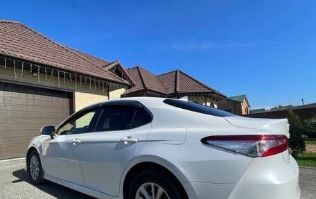 Toyota Camry, 2018 год, 2 690 000 рублей, 9 фотография