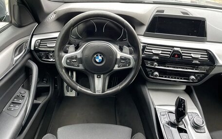 BMW 5 серия, 2018 год, 2 990 000 рублей, 17 фотография