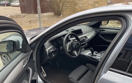BMW 5 серия, 2018 год, 2 990 000 рублей, 12 фотография