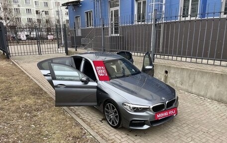 BMW 5 серия, 2018 год, 2 990 000 рублей, 15 фотография