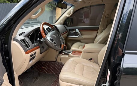 Toyota Land Cruiser 200, 2013 год, 3 700 000 рублей, 6 фотография