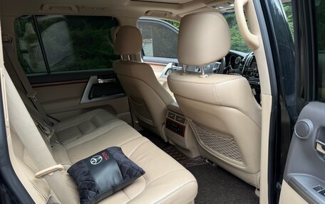Toyota Land Cruiser 200, 2013 год, 3 700 000 рублей, 11 фотография
