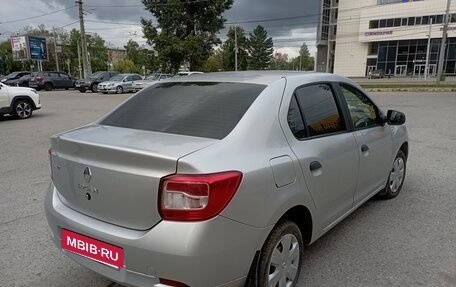 Renault Logan II, 2016 год, 580 000 рублей, 6 фотография
