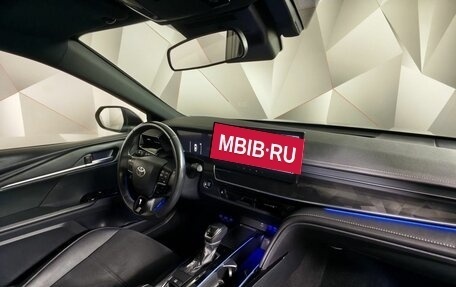 Toyota Camry, 2024 год, 3 200 000 рублей, 13 фотография