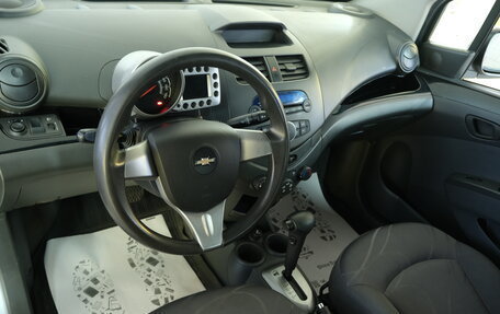 Chevrolet Spark III, 2012 год, 499 000 рублей, 10 фотография