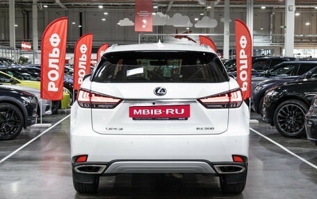 Lexus RX IV рестайлинг, 2021 год, 4 549 700 рублей, 9 фотография