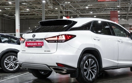 Lexus RX IV рестайлинг, 2021 год, 4 549 700 рублей, 8 фотография