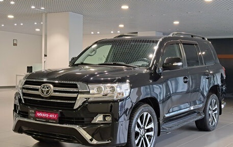 Toyota Land Cruiser 200, 2014 год, 4 840 000 рублей, 1 фотография