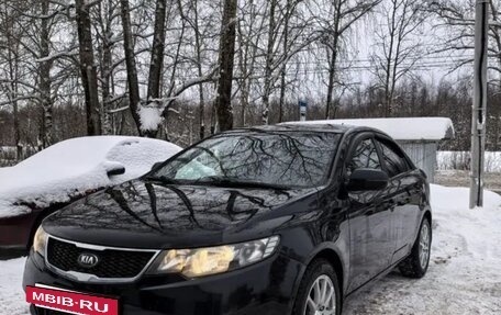 KIA Cerato III, 2012 год, 700 000 рублей, 2 фотография