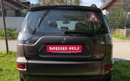 Mitsubishi Outlander III рестайлинг 3, 2012 год, 1 550 000 рублей, 4 фотография