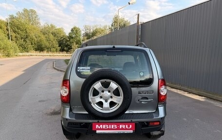 Chevrolet Niva I рестайлинг, 2010 год, 170 000 рублей, 5 фотография