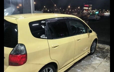 Honda Fit III, 2004 год, 250 000 рублей, 3 фотография